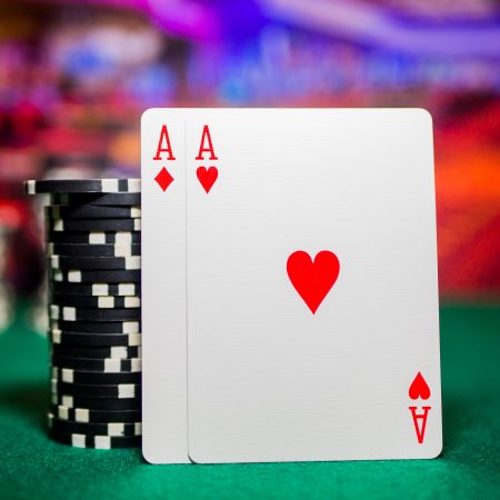 Poker online, analisi completa di software e strumenti per il gioco: guida per giocatori