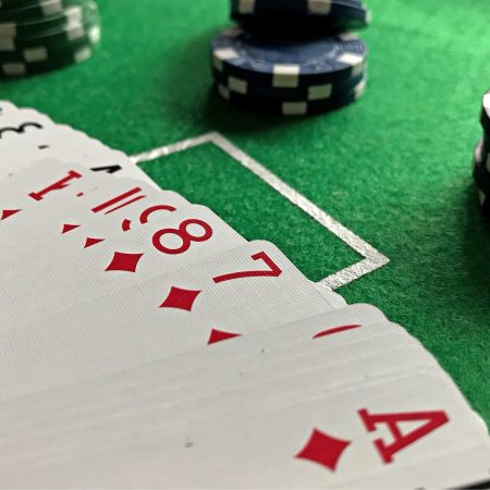 Poker online, comprendere il funzionamento e la tecnologia dietro