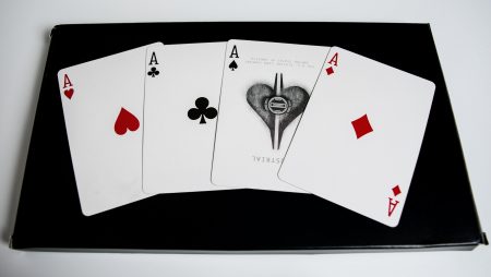 Poker, perché si chiama così?