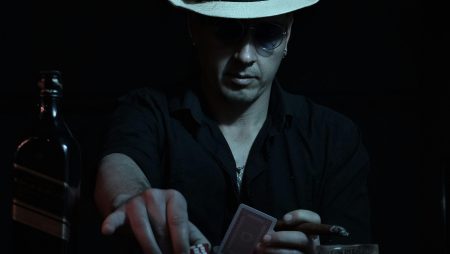 Poker e accessori, come essere unici e professionali