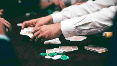 Cosa è vietato fare in un torneo di poker, linee guida ed etichetta