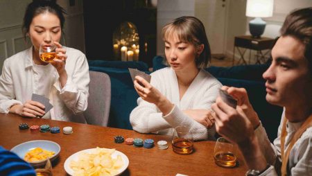 Torneo poker, come organizzarne uno a casa