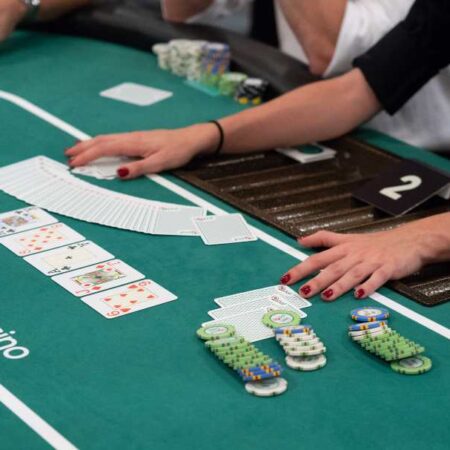 Porto Torres, tre giovani incassano ai Mondiali di poker a Las Vegas