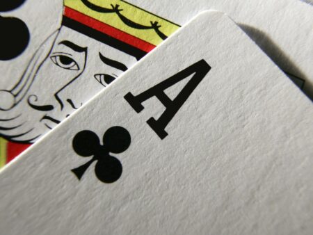 Sospetti di Cheating al WSOP Online: il Caso di Cherish Andrews e Kevin Ruscitti