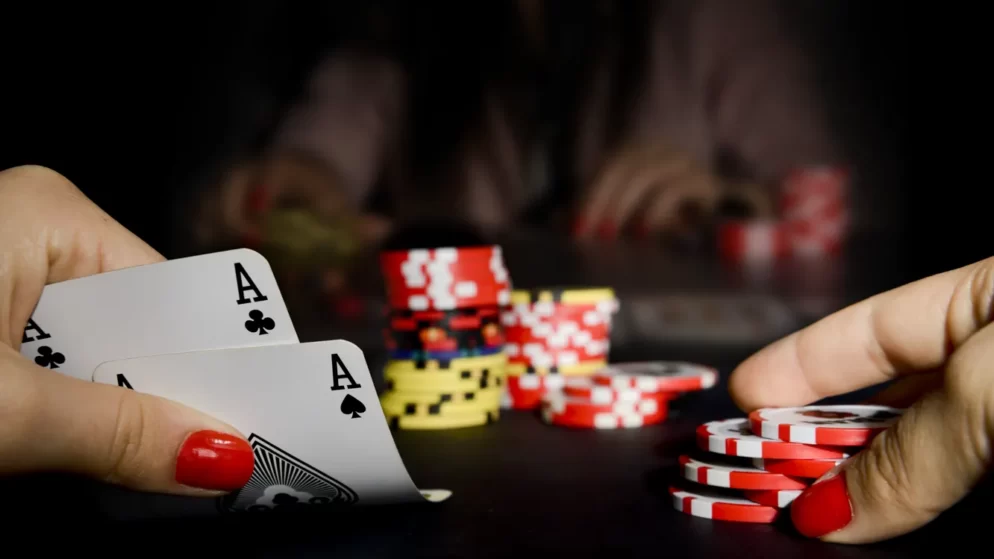 Dentro la Mente di un Pro del Poker: Come Ragiona un Campione