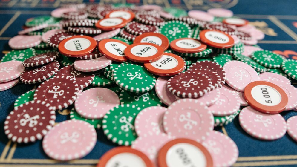 Il Poker Online in Italia: Una Crescita Inarrestabile che Ridefinisce il Gioco d’Azzardo