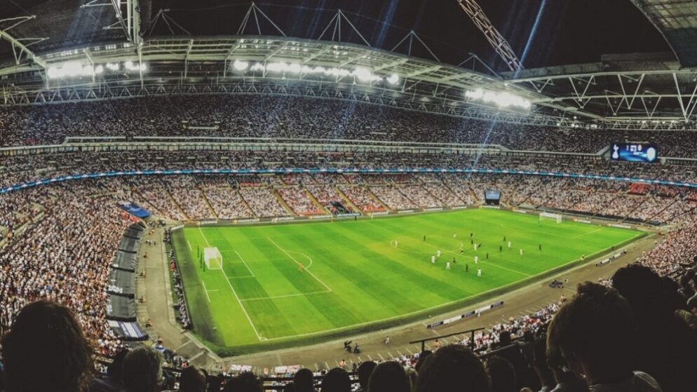 Le Tifoserie più Calorose del Mondo del Calcio: Passione Senza Confini