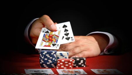 La Psicologia del Bluff: Cosa Rivela Davvero il Poker Sul Comportamento Umano