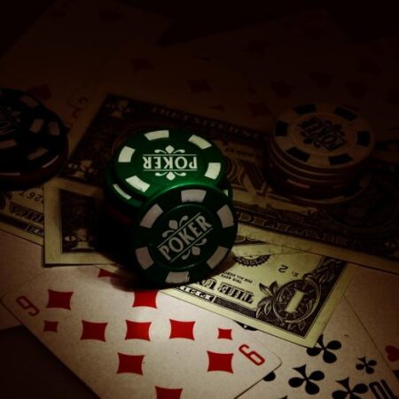 Il Poker attraverso gli Spot Pubblicitari: un Viaggio nel Marketing del Gioco