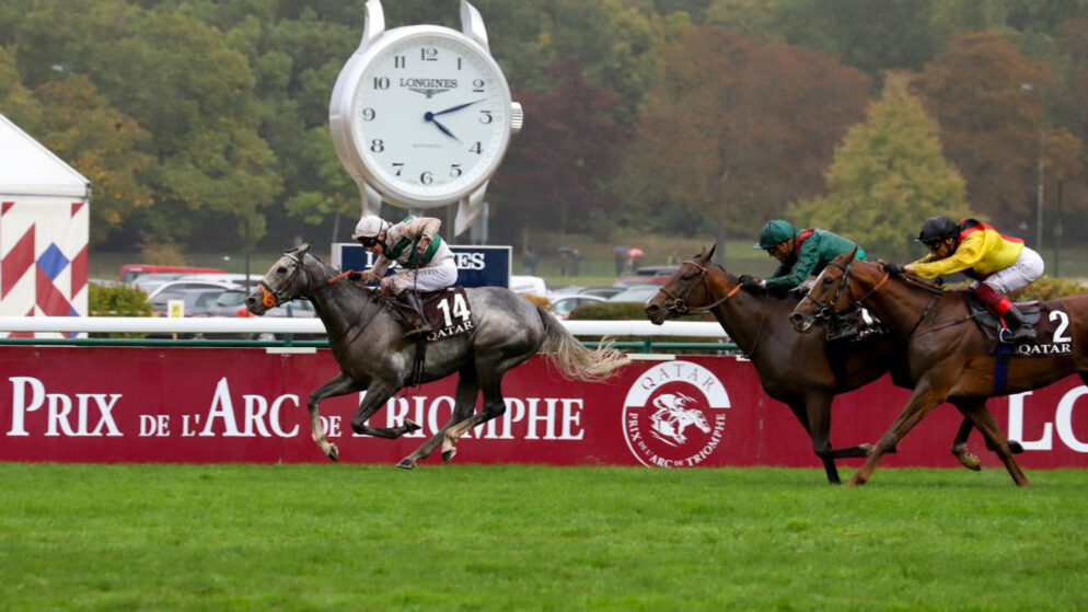 La corsa d’ippica più importante al mondo: Il fascino senza tempo del Prix de l’Arc de Triomphe