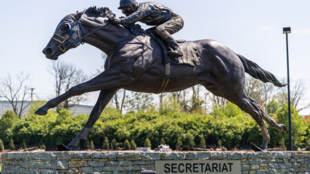 Il Cavallo Più Veloce della Storia: La Leggenda di Secretariat