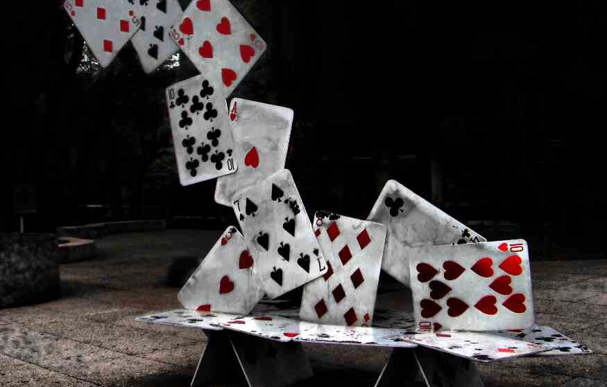 Evoluzione delle Sfide di Poker Online: Un Viaggio attraverso il Gioco Virtuale