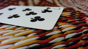 L’Impatto del Green sul Poker: Come il Colore Influenza il Gioco e la Psicologia del Giocatore