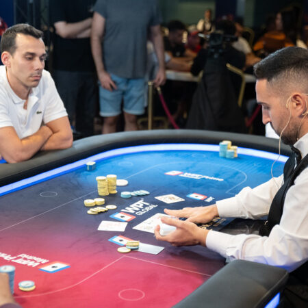 Le Skill Fondamentali per Diventare un Dealer di Poker Professionista
