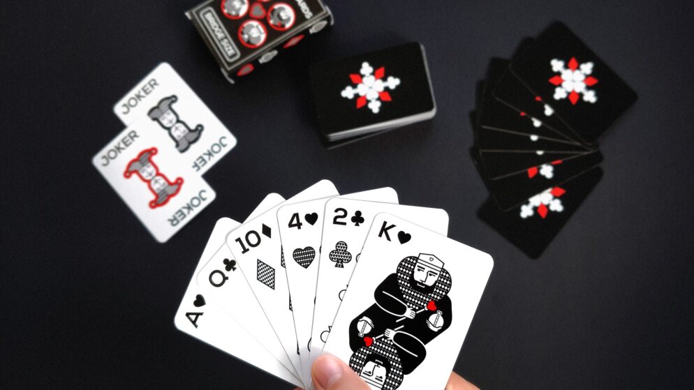 La Storia del Gioco d’Azzardo in Italia: Un Viaggio tra Casinò, Scommesse e Poker